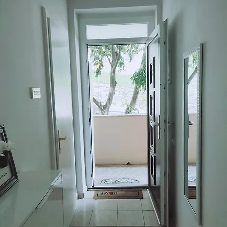 Appartamento Fami Superior One Bedroom Fiume