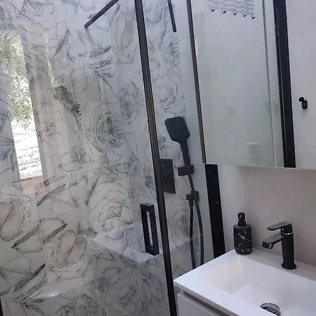 Fami Superior One Bedroom Appartamento Fiume