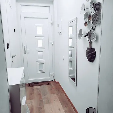 Fami Superior One Bedroom Appartamento Fiume