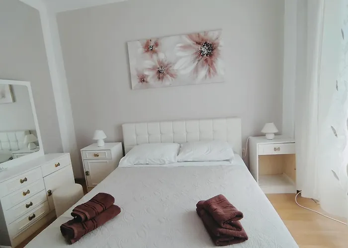 Апартаменты Fami Superior One Bedroom